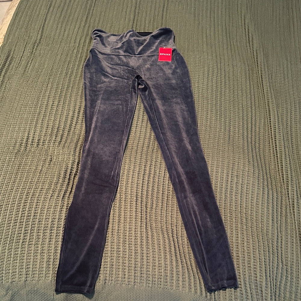 NWT SPANX Navy Blue Velvet Leggings
